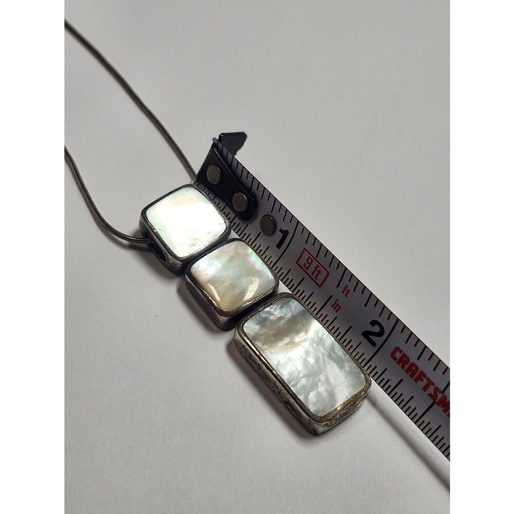Silver Mother-of-Pearl Triple Pendant Necklace 925 - Picture 6 of 7